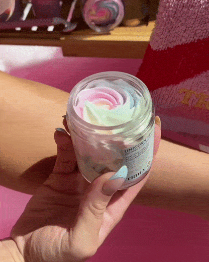 Fruchtige geschlagene Körperbutter